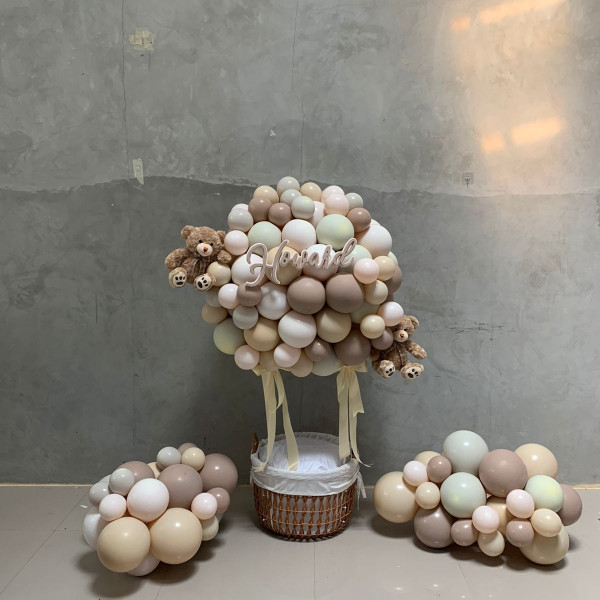 Mini Hot Air Balloon with Doll