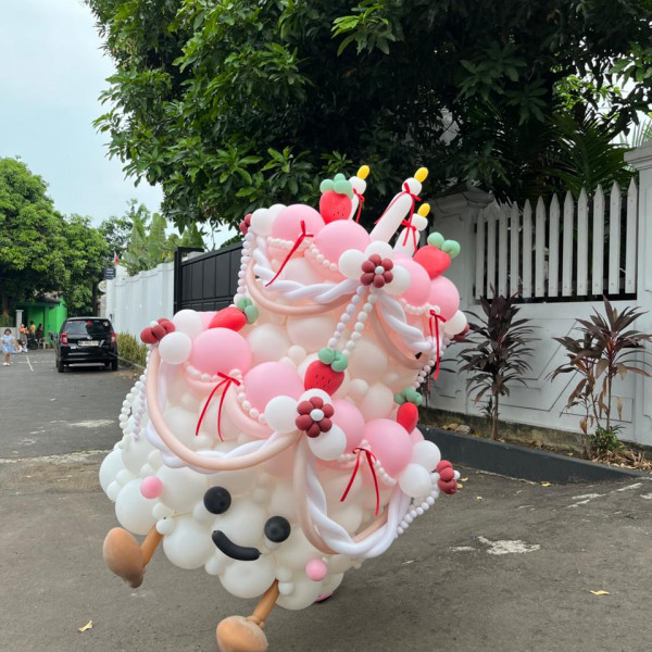 Giant Cake - Jellycat 