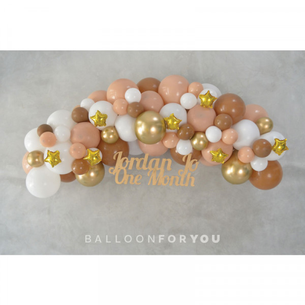 Garland 2m with Star & Signage