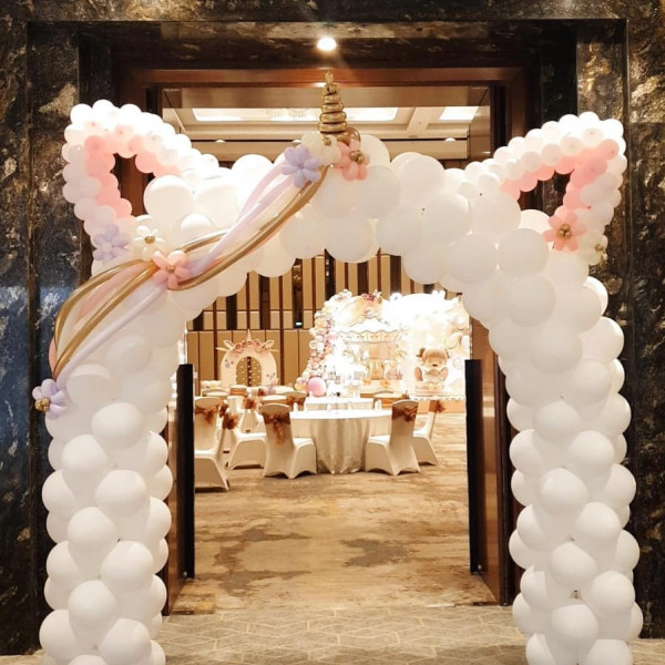 Unicorn Balloon Gate