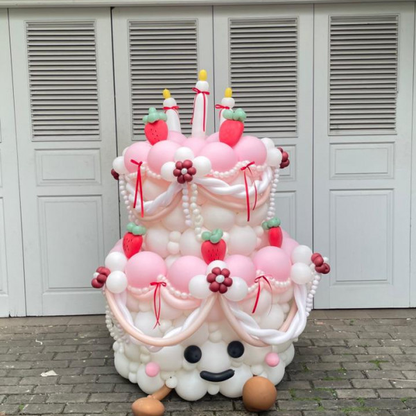 Giant Cake - Jellycat 