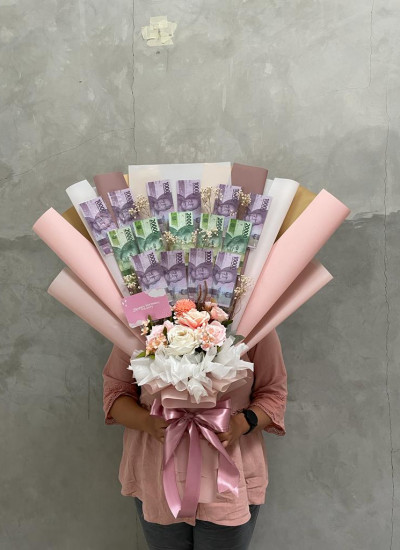 Money Handbouquet with Flower