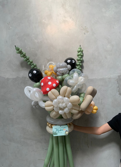 Tranclucent Bouquet - Totoro Theme