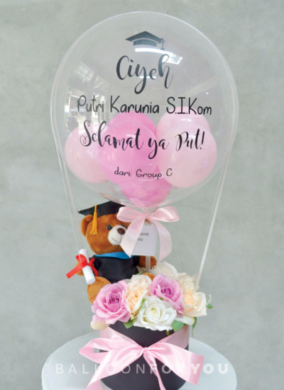 Hot Air Balloon with Graduation Bear