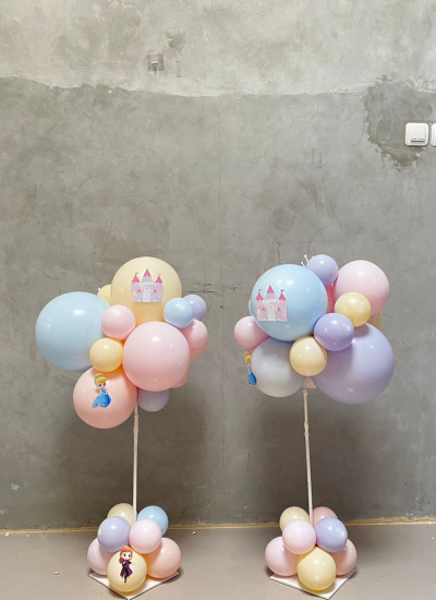 Standee Balloon with Character