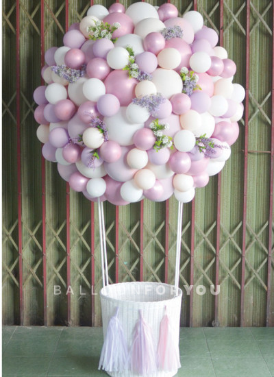 Giant Hot Air Balloon - White Basket with Flower